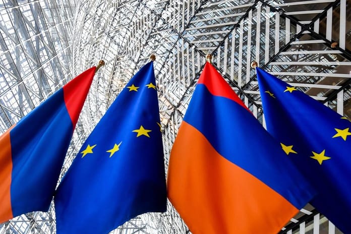 Ermenistan Parlamentosu'ndan AB katılım sürecine onay