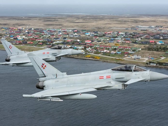 İngiltere Tranche 1 Eurofighter uçaklarının çoğunu emekliye ayırdı