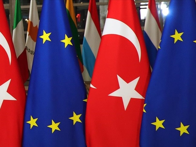 Silahlanma ihtiyacı hisseden AB Türkiye'ye yönelecek