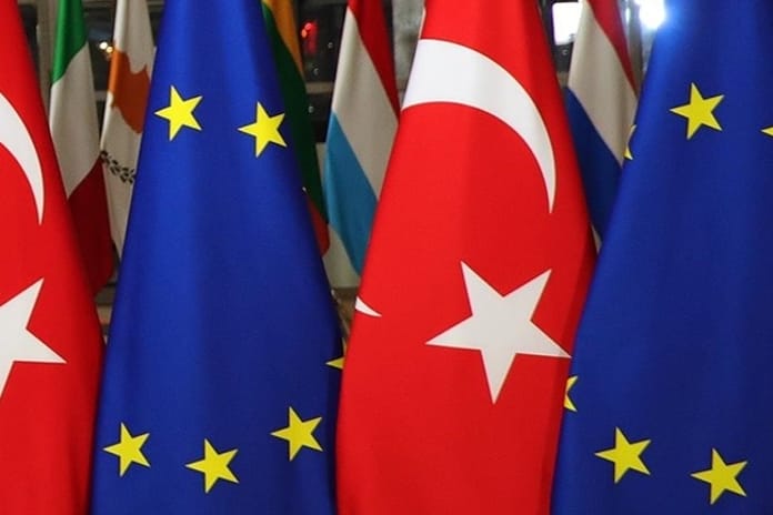 Silahlanma ihtiyacı hisseden AB Türkiye'ye yönelecek