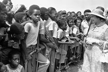 Britanyalılar kölelik ve sömürgecilik geçmişi hakkında bilgisiz