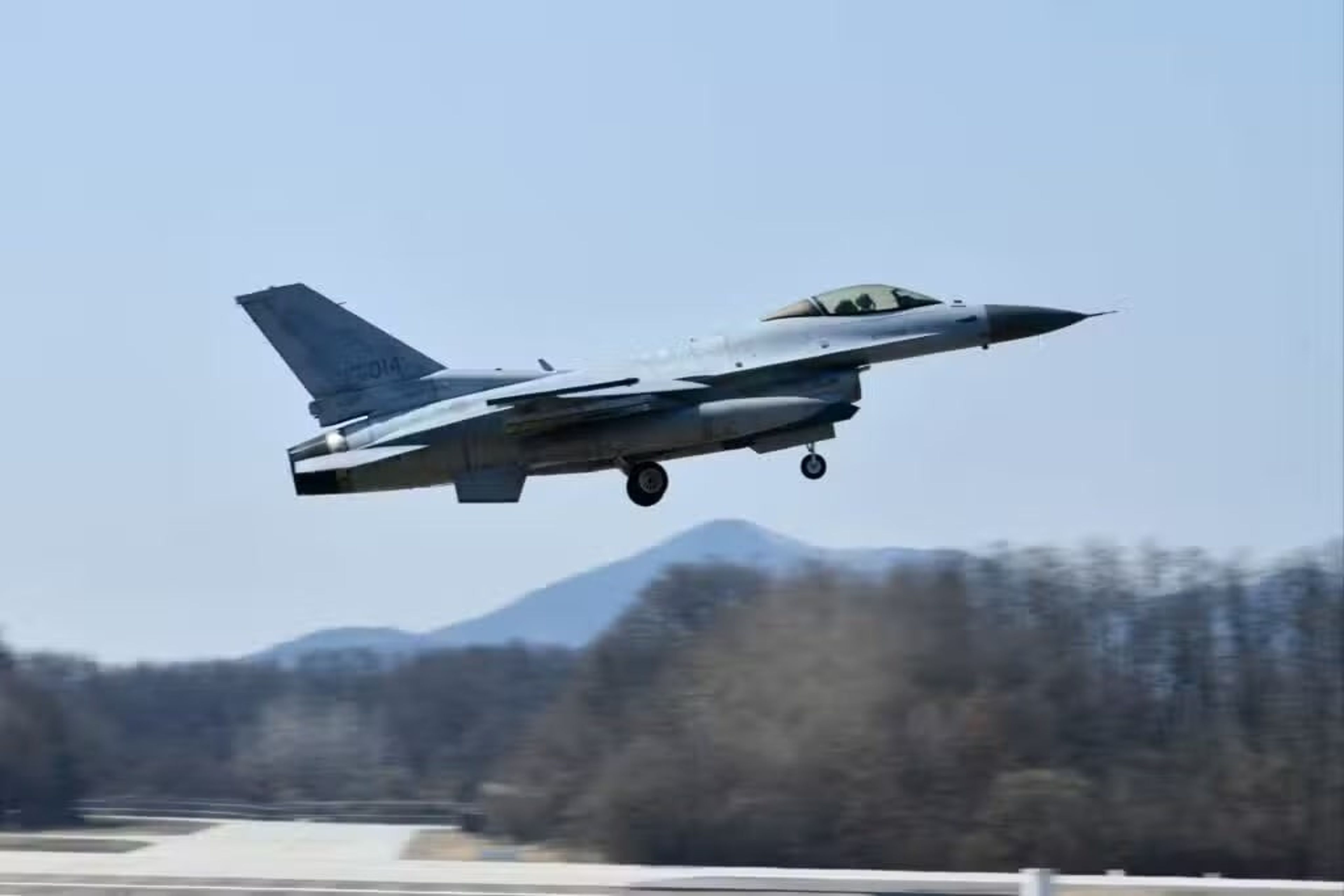 Güney Kore ordusunda skandal: Tatbikatta sivilleri bombaladılar