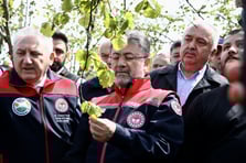 Bakan Yumaklı: Zirai dondan hububat, baklagil ve yağlı tohumlar gibi stratejik ürünler çok etkilenmedi