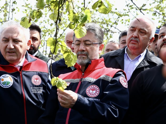 Bakan Yumaklı: Zirai dondan hububat, baklagil ve yağlı tohumlar gibi stratejik ürünler çok etkilenmedi
