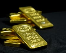 Altının gramı rekora yakın seyrediyor: Ons fiyatı 3500 doları test etti