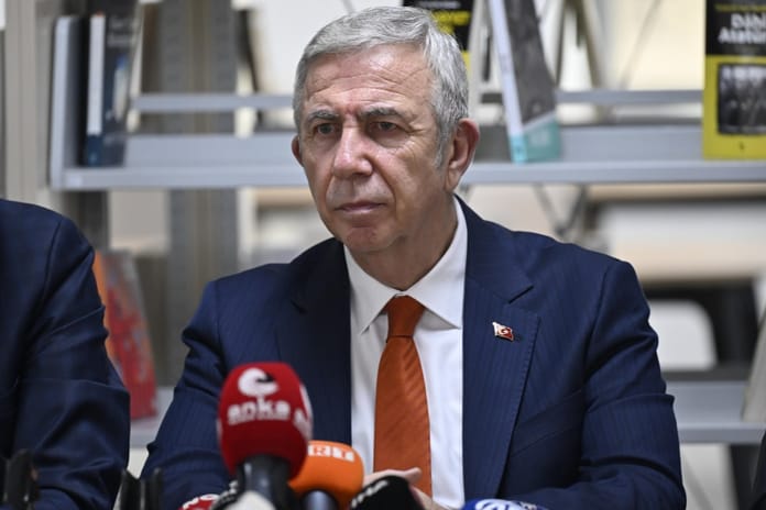 Mansur Yavaştan İmamoğlu açıklaması: Kimsenin yedeği değilim