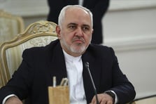 İran Cumhurbaşkanı Yardımcısı Cevad Zarif görevinden istifa etti