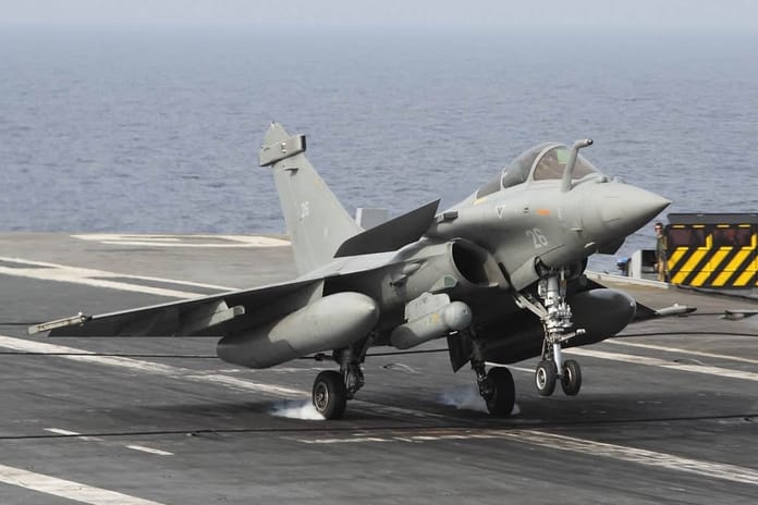 Fransa'dan Hindistan'a Rafale savaş uçağı ihracatı