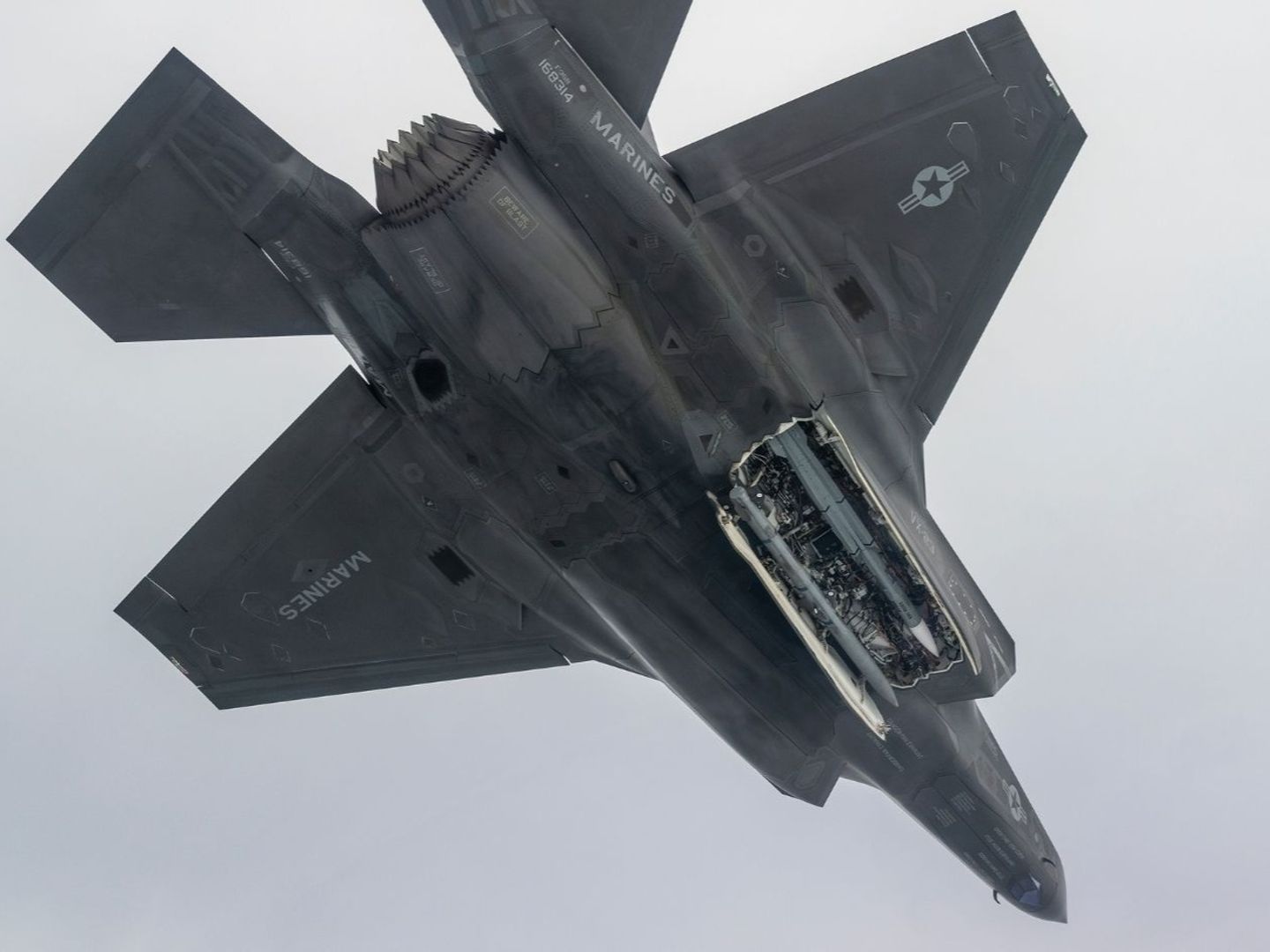 F-35, Meteor füzesi ile havalandı