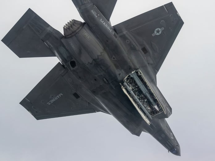 F-35, Meteor füzesi ile havalandı