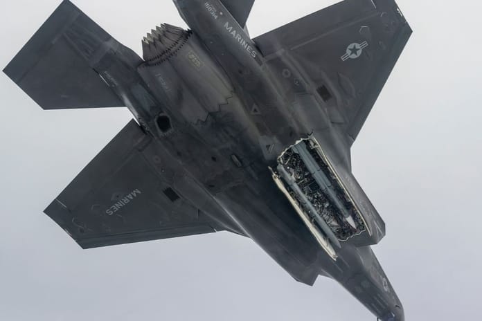 F-35, Meteor füzesi ile havalandı