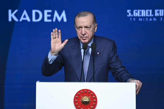 Cumhurbaşkanı Erdoğan: Nüfustaki azalma bir beka sorunudur