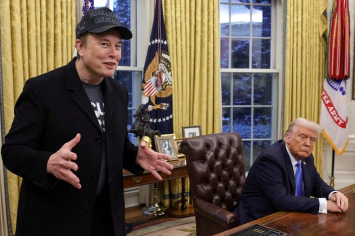 Trump yönetiminde ilk kavga: Elon Musk ile bakanlar birbirine girdi