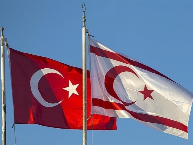 "Türkiye Kıbrıs'ta işgalci güç değil"