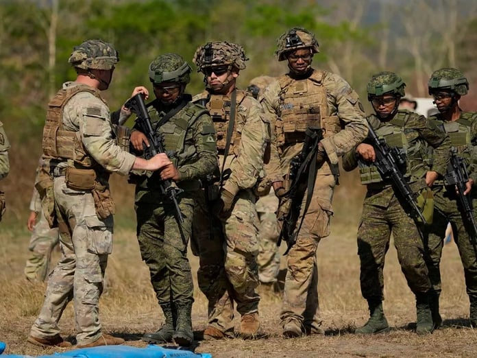 ABD ve Filipin kuvvetleri, Çin ile yaşanan gerginliğin ortasında yıllık ortak savaş tatbikatlarını başlattı
