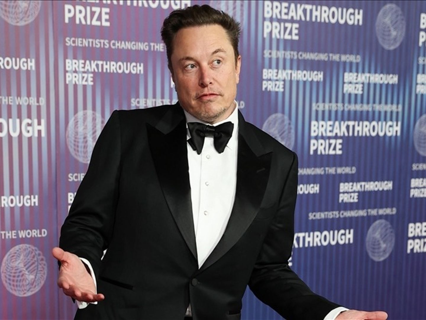 Elon Musk'tan Polonya Dışişleri Bakanı'na: Sessiz ol küçük adam!