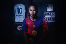 Neymar Barcelona'ya dönmeye hazır