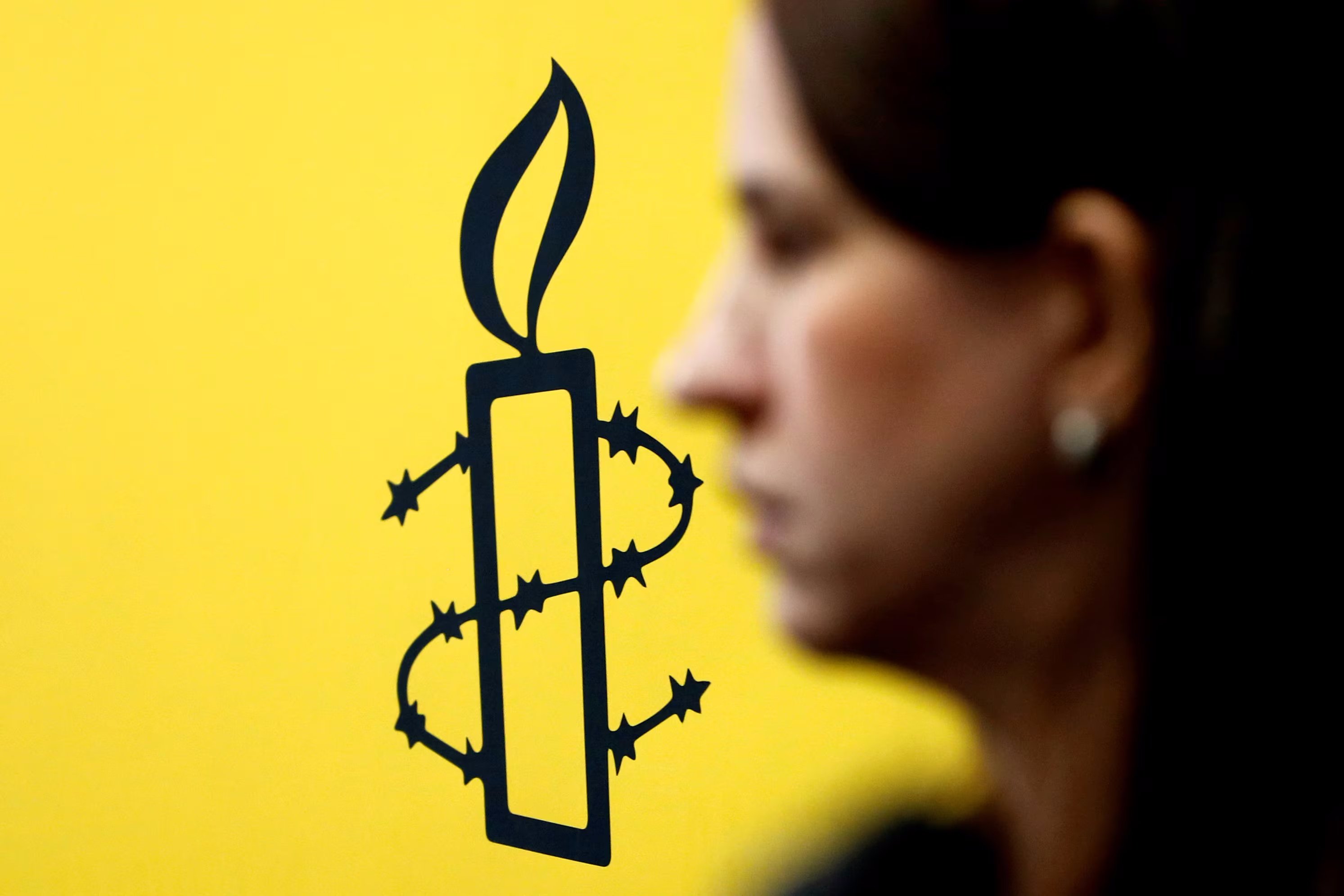 Russia Outlaws Amnesty International
