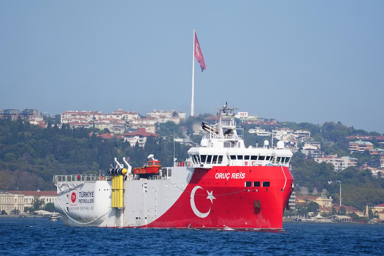Bakan Bayraktar: Türkiye artık yurt dışında da petrol ve doğal gaz aramacılığında aktif olacak