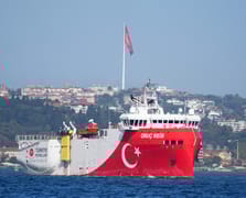 Bakan Bayraktar: Türkiye artık yurt dışında da petrol ve doğal gaz aramacılığında aktif olacak