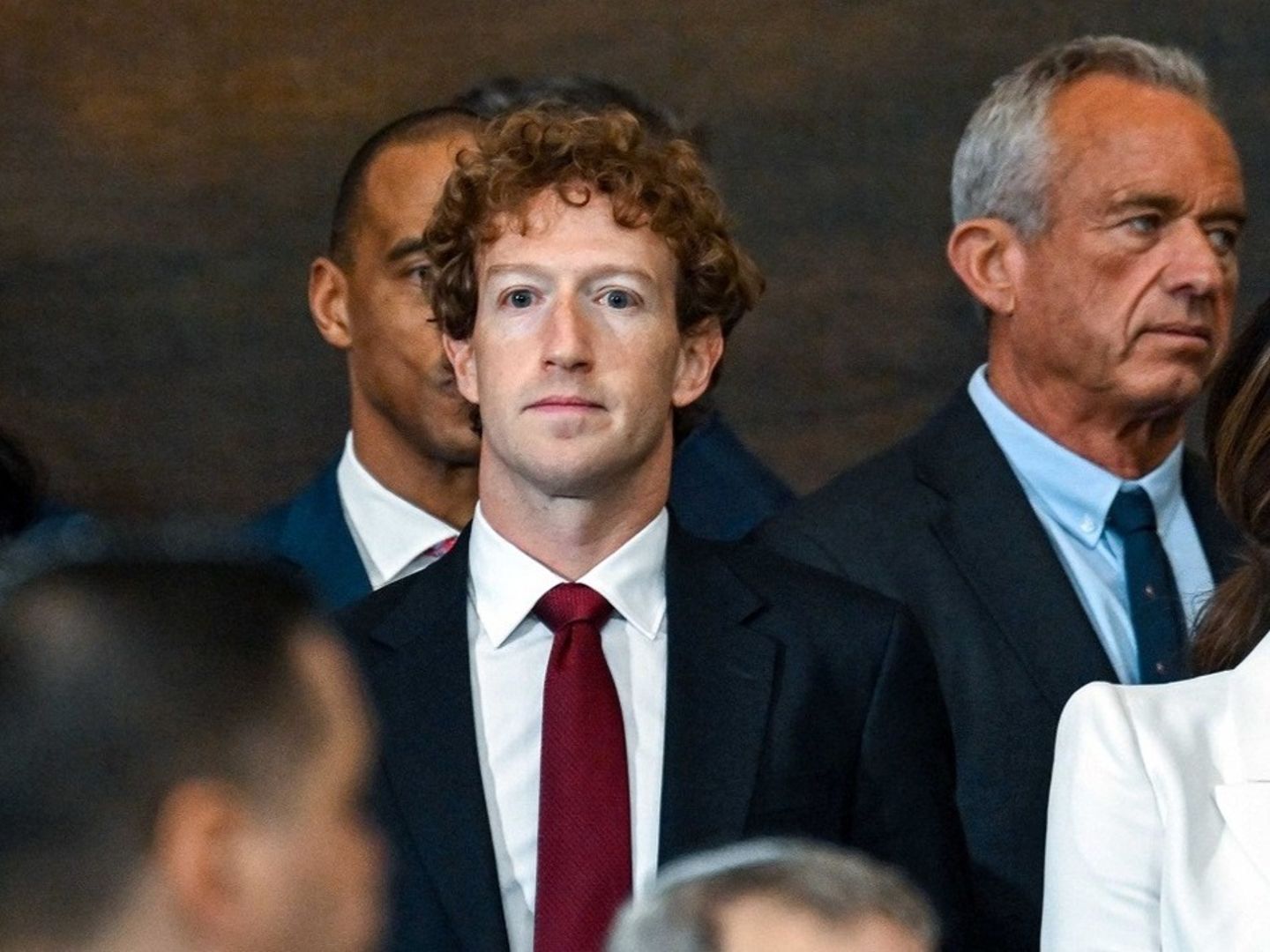 Trump ile Zuckerberg yakınlaşması ABD'de spekülasyonlara yol açıyor