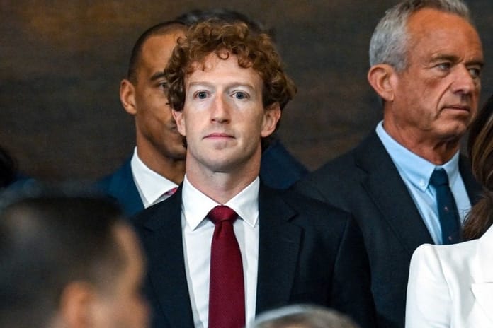 Trump ile Zuckerberg yakınlaşması ABD'de spekülasyonlara yol açıyor