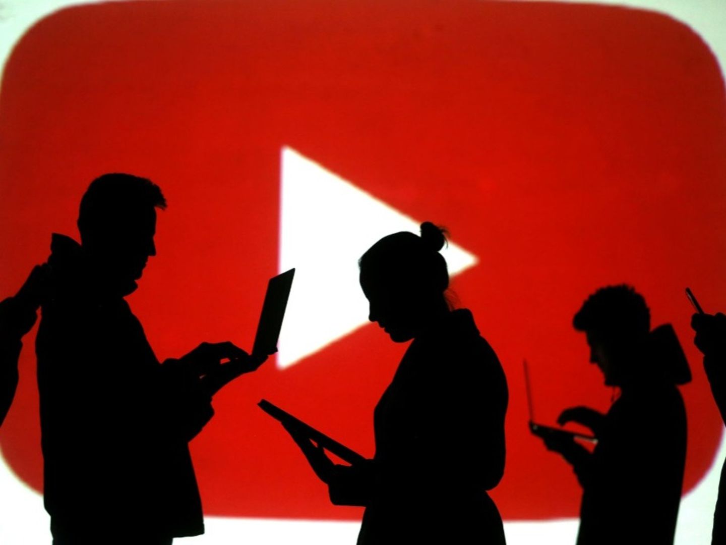 YouTube, Premium olmayanlara reklamsız video izleme imkanı getiriyor