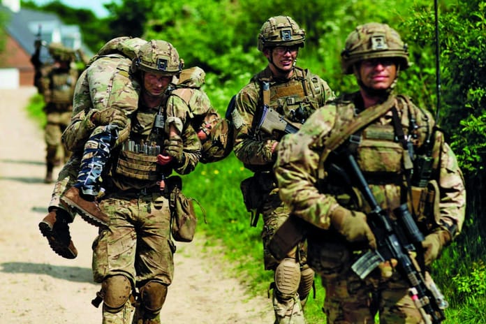 Danimarka kadınlar için zorunlu askerlik görevini başlatacak