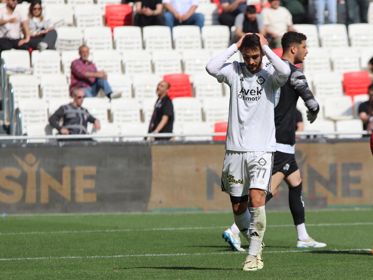 İzmir'in çınarı ikinci kez 3. Lig'de