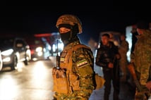 Suriye güçleri devrik rejim unsurlarına operasyon düzenliyor