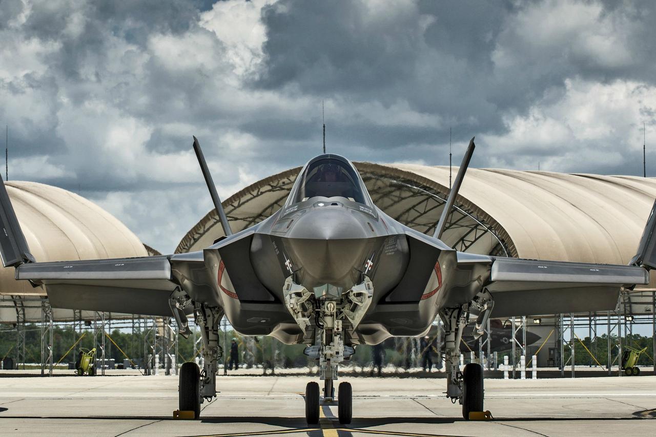 Danimarka'nın F-35 planlarında değişiklik yok