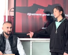 Öğrenci sınıfta müstehcen ifadelerin yer aldığı rap şarkısını seslendirdi