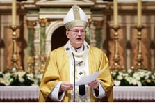 Macar Papa adayı çocuk istismarcısının affıyla gündemde