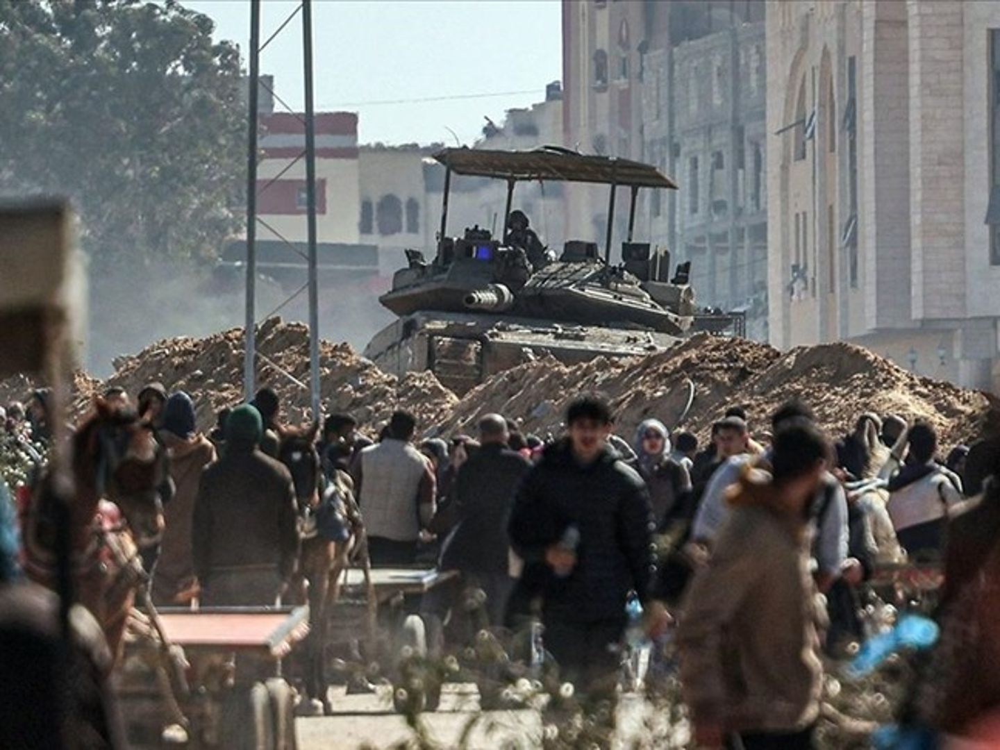 İsrailli subaydan itiraf: Filistinli siviller "canlı kalkan" olarak kullanılıyor
