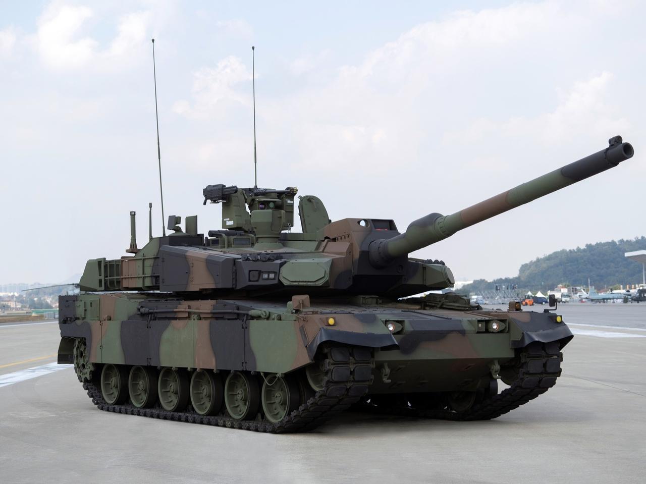 Polonya'dan yeni K2 tankı siparişi