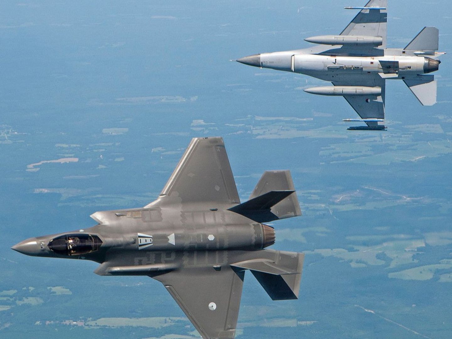 MEE: Türkiye, F-35 alımının tekrardan gündeme gelmesi sebebiyle F-16 anlaşmasını yavaşlatma kararı aldı