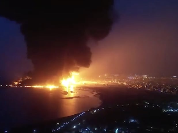 ABD'nin vurduğu Yemen'de Türk gemisi mahsur kaldı