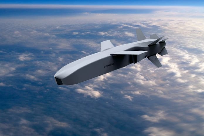 SOM-J seyir füzesinden bir ilk: Suüstü hedefi vurdu