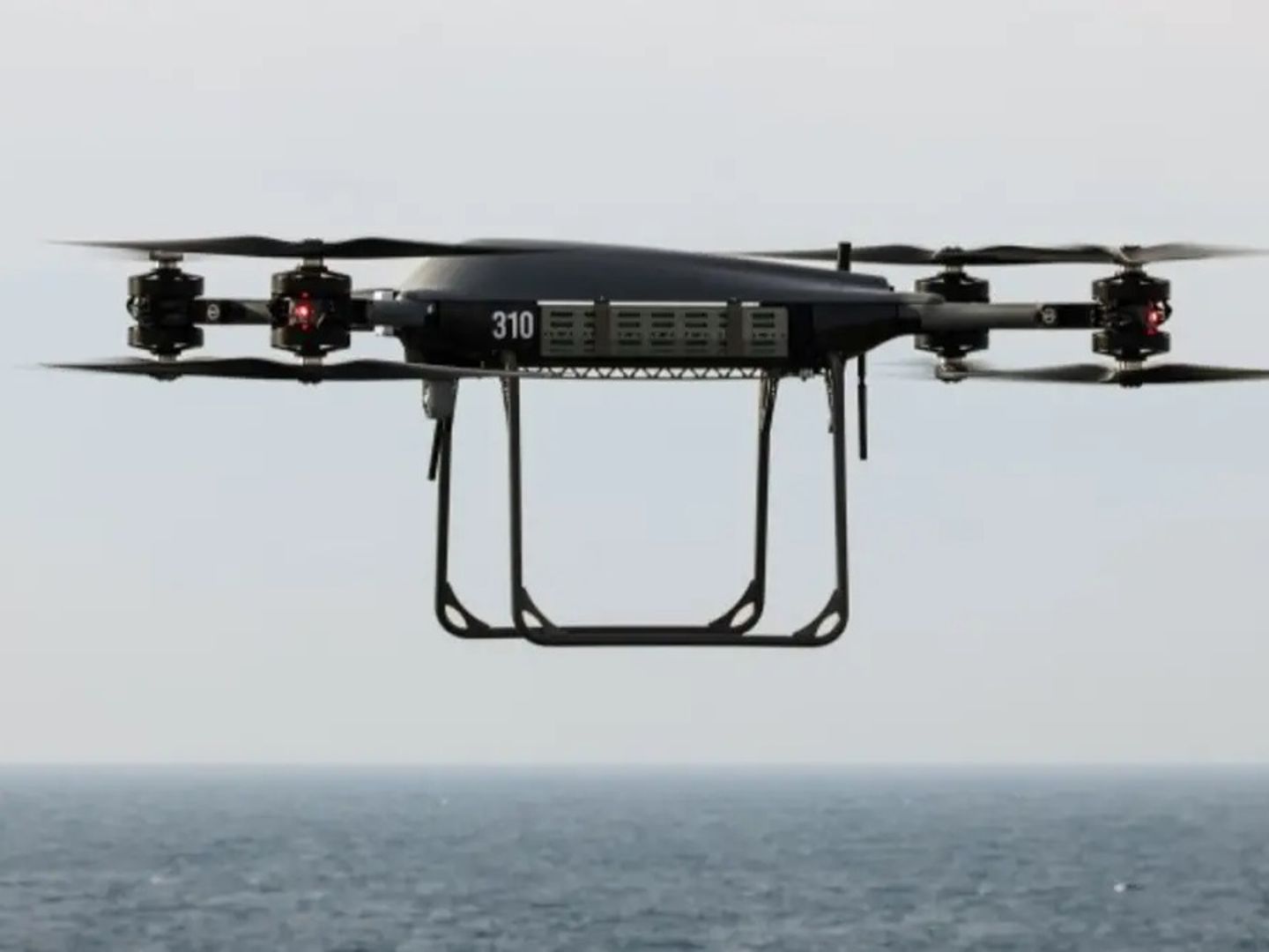 İngiliz savaş gemileri ikmal için drone kullanacak