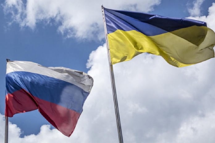 Geçici ateşkes ilan eden Rusya Ukrayna'ya saldırmayı sürdürdü