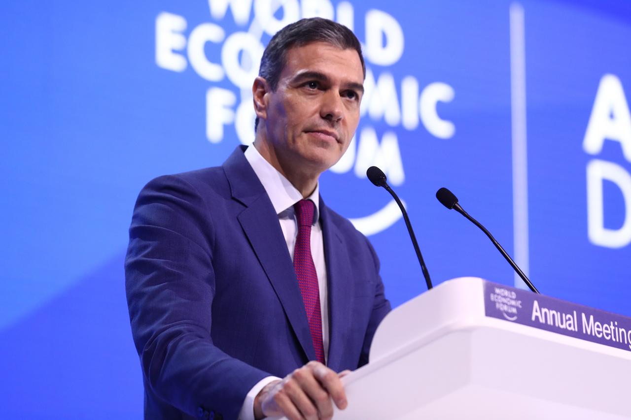 İspanya savunma harcamalarını 2,3 milyar dolar artıracak