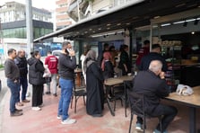 Vatandaşlar boykot çağrısına cevap vermeyerek alışverişlerine devam etti