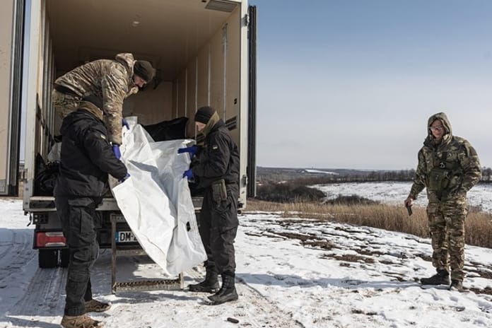Rusya 909 Ukrayna askerinin cesedini teslim etti