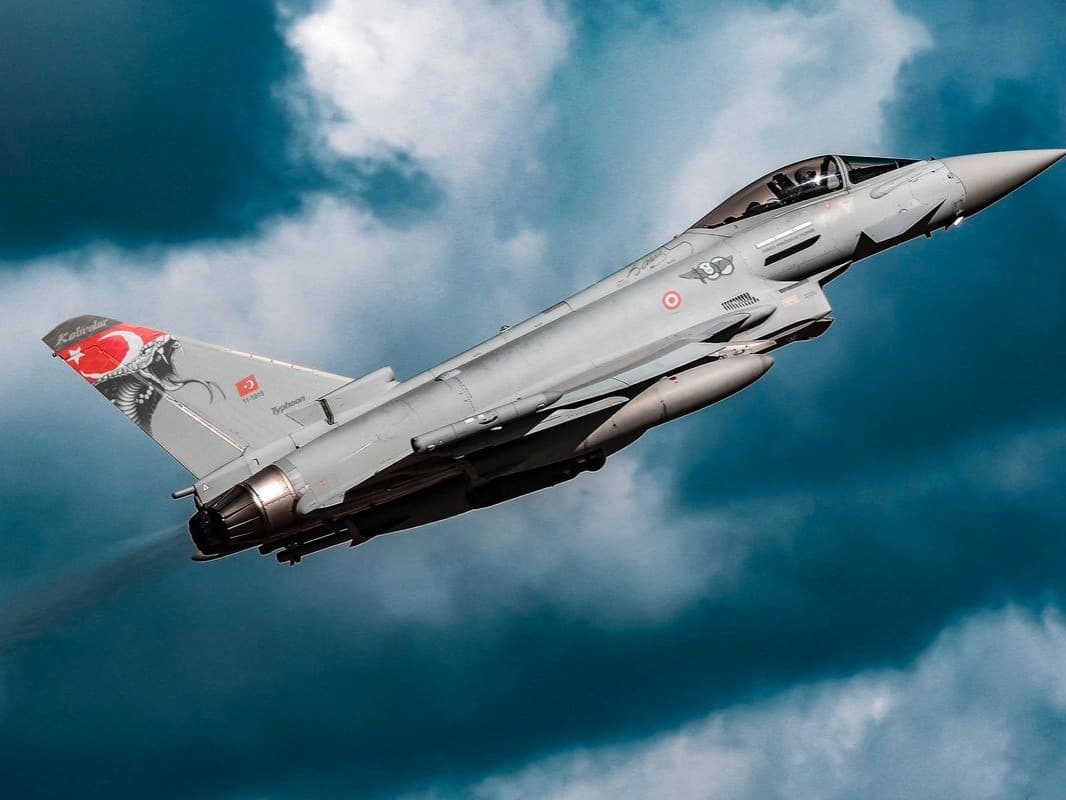 MSB, Eurofighter Typhoon için İngiliz heyetiyle görüştü
