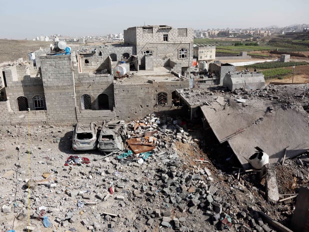 ABD Yemen'de fabrikayı vurdu: 5 ölü