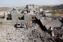 ABD Yemen'de fabrikayı vurdu: 5 ölü