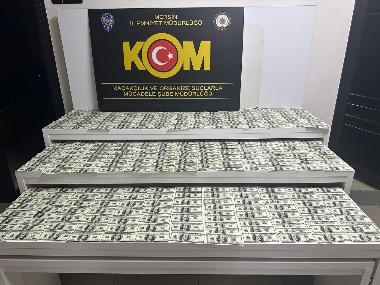 Matbaa kurup sahte dolar basan şebeke çökertildi