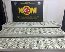 Matbaa kurup 7 milyon sahte dolar basan şebeke çökertildi