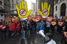 ABD'de Trump karşıtı gösteriler düzenlendi