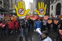 ABD'de Trump karşıtı gösteriler düzenlendi